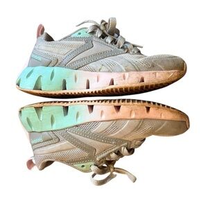 Reebok | Girl sneaker shoes, size 11